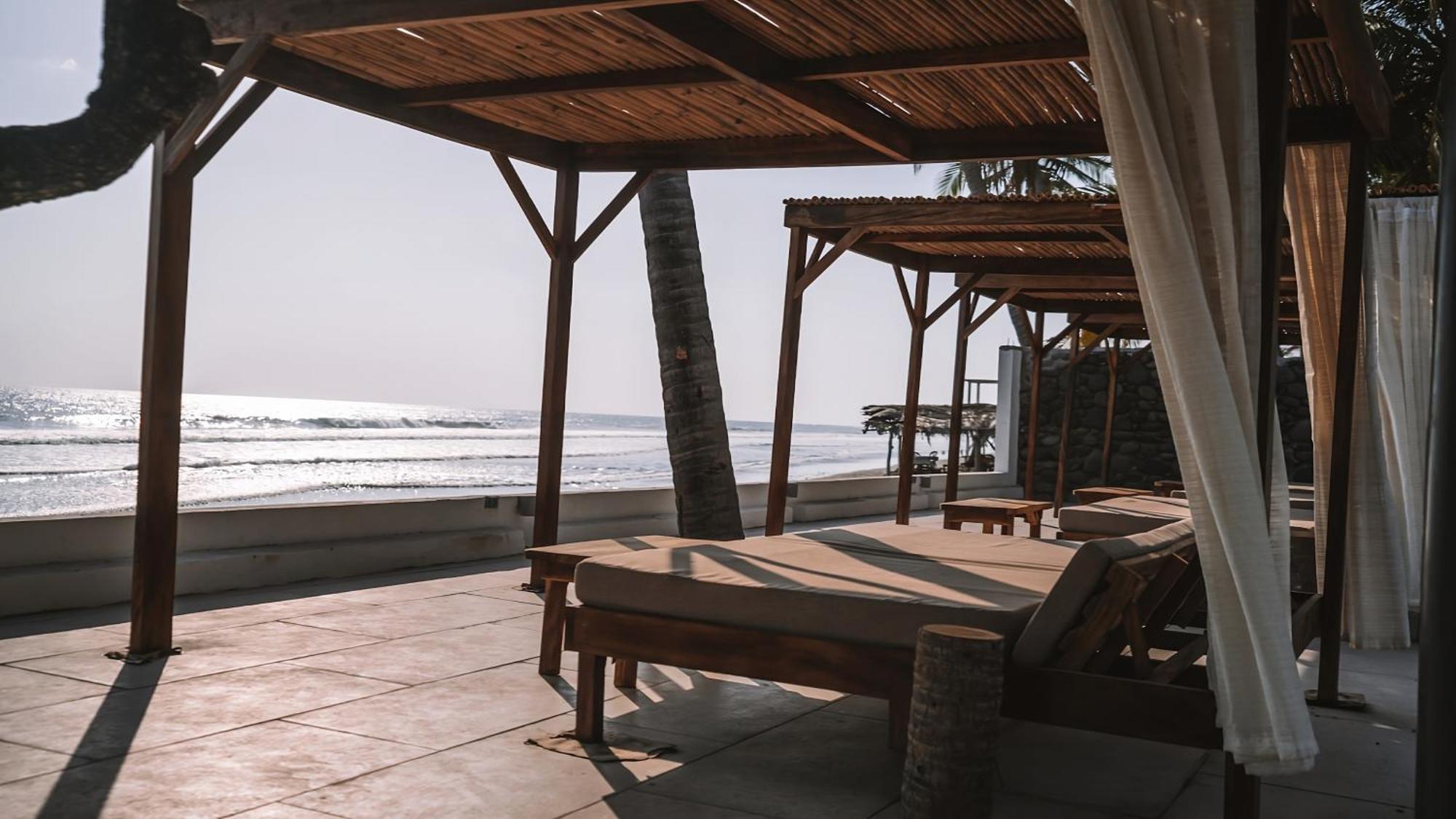 Coco Surf Tropical Village La Libertad Bagian luar foto